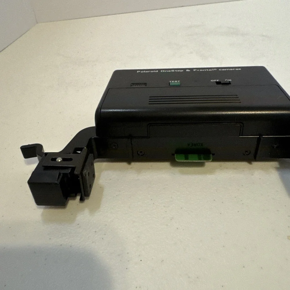 Vintage Montgomery Ward Polaroid One Step & Pronto! Mountable Camera Flash READ
